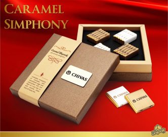 Luksuzna poklon ambalaža sa čokoladicama - Caramel Simphony