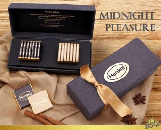 Luksuzna poklon ambalaža sa čokoladicama - Midnight Pleasure